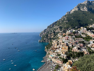 Fototapeta na wymiar View of Positano from the hillside