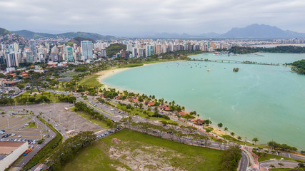 Vit&oacute;ria - ES. Aerial view of Curva da Jurema beach and Vit&oacute;ria city, in Esp&iacute;rito Santo state, Brazil