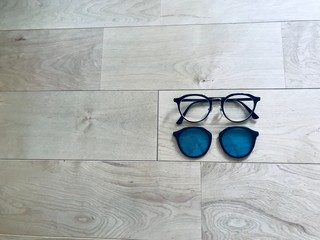 眼鏡　サングラス