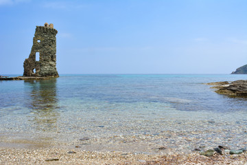 Torre genovese di Santa Maria nel Cap Corse, Corsica. Francia