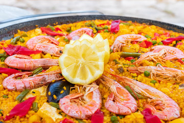 Paella mit Meeresfrüchten 