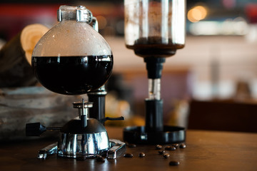 Fototapeta na wymiar Siphon Coffee Brewing, nice black coffee.