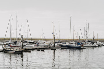 Fototapeta premium Port - Spiekeroog - Morze Północne - Morze Wattowe - Fryzja Wschodnia