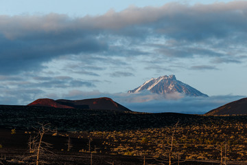 Obraz premium Volcano Big Udine. Kamchatka peninsula
