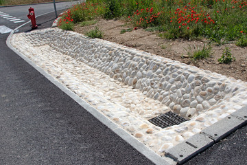 Fossé en éco construction.