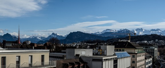 Fototapeta na wymiar panoramic view over lucerne on bright winter day