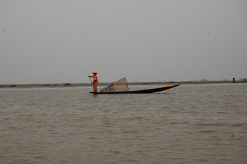 Pescador en Inle lake