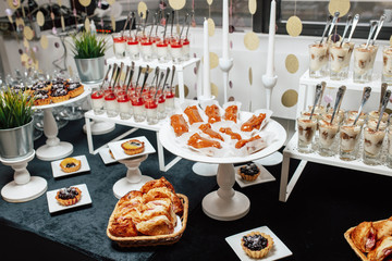 white, buffet, celebration, wedding, table, food, dessert, gourmet, party, holiday, eat, catering, anniversary, delicious, banquet, snacks, appetizer, tasty, event, restaurant, many, meal, service
