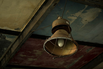 Lampa na dachu