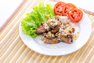 Fried pork with garlic