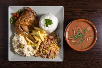 Combined dish with chicken grill