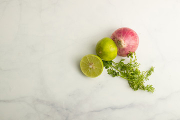 Onion and lemon raw food 