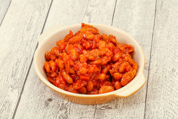 Baked kidney with tomato and pepper