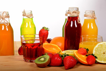 Fototapeta na wymiar healthy juices from fresh fruit