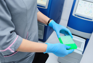 detection thermocycler. apparatus for DNA assays in a diagnostic laboratory.