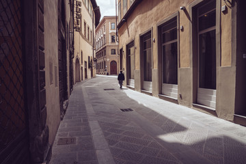Fototapeta na wymiar The cities are empty. Spot of an empty Florence city centre, Italy during Coronavirus Covid-19 quarantine. Florence, Italy. April 30, 2020.