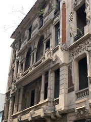 Fototapeta na wymiar old building in buenos aires