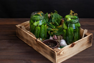 Fermentation of cucumbers in glass jars