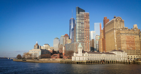 Obraz premium Harbor in the sunset in New Yorl city