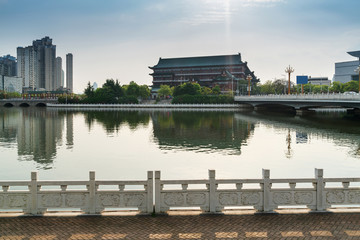 Naklejka premium Lakeside modern office building in China