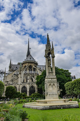 Fototapeta na wymiar Notre Dame Cathedral and the Fontaine de la Vierge, Paris, France.