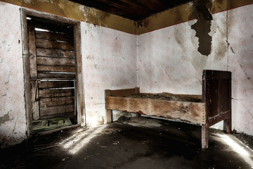 Fototapeta na wymiar interior of an abandoned and abandoned house