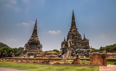 Fototapeta na wymiar Wat Phra Si San Phet, a Buddhist temple of archaeological park, Ayutthaya, Thailand