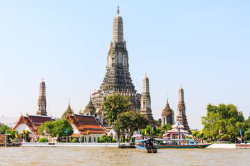 Fototapeta premium Wat Arun or the Temple of Dawn