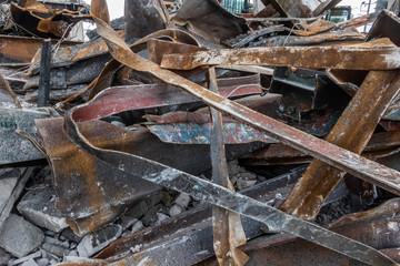 建築物件解体現場(許可済み且つ、既に存在しない物件です)　Demolition of buildings