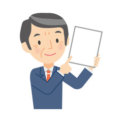 書類を持ったシニアビジネスマン