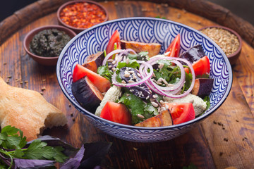 salad with crispy eggplants
