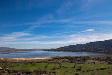 Embalse de Santillana (Manzanares el Real --Madrid)