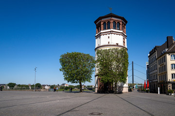 Fototapeta premium Burgplatz in Düsseldorf, Deutschland