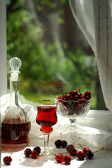 Fresh Cherry and Cherry Juice