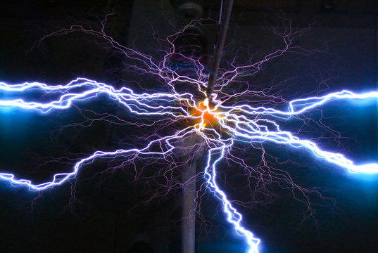 Tesla Coil Images – Browse 1,779 Stock Photos, Vectors, and Video