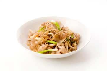 豚バラ肉と糸蒟蒻の炒め物