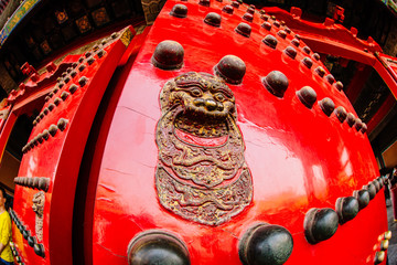 Traditional dragon pattern on the gate in China
