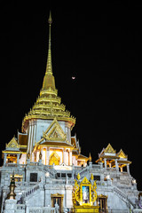 Wat Traimit by night, the Temple of the Golden Buddha in Bangkok, Thailand