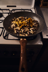 Pam-fried mushrooms with turmeric