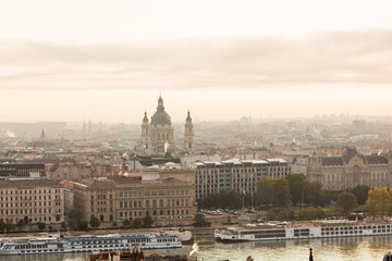 Fototapeta na wymiar view of the city of budapest