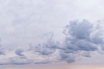Obraz premium Dramatic gray sky with dark clouds, sky before storm, panoramic view, landscape