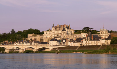 Obraz premium One of the most beautiful villages near the bank of the Loire