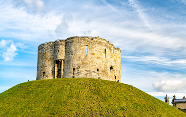 Fototapeta na wymiar Clifford Tower in York, England