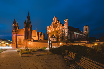 Obraz premium Catholic church of St. Anne old town Vilnius , a monument of Gothic architecture of the city. Lithuania Night cityscape