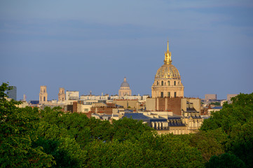 Fototapeta na wymiar Vue générale Paris , les Invalides, le Panthéon