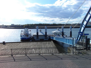 Obraz premium docked ferry