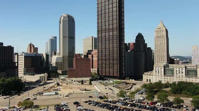 Pittsburgh Skyline Reveal UPMC Building