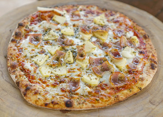 pizza, that spins into cooked pizza, Pizza cooking process.vintage tone.selective focus.