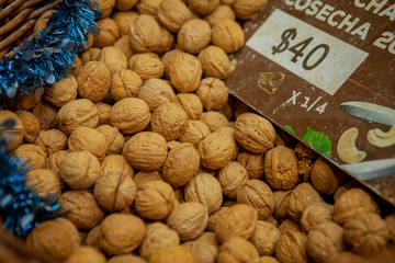 NUECES EN MERCADO