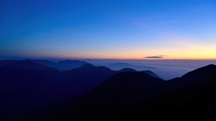 伊吹山で見た見た夜明け直前の情景＠滋賀